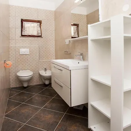 Apartment Dragica *